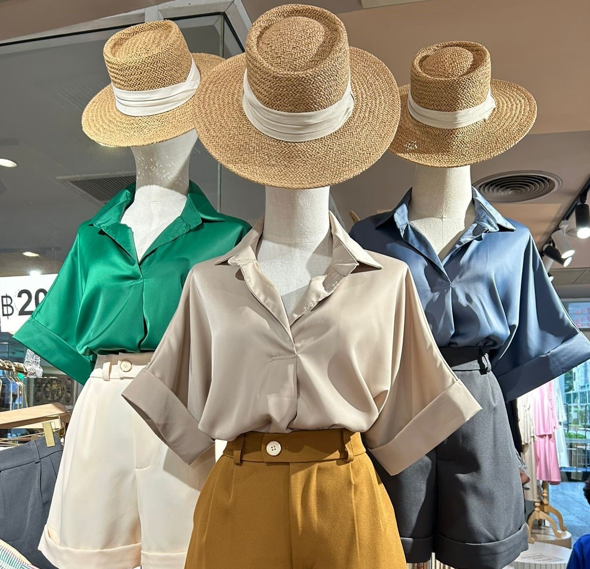 Effortless Summer Elegance: The Linen-Style Set - Image 4